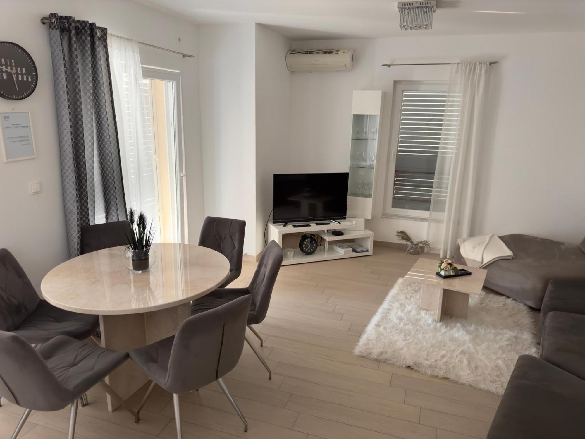 Apartment Josip 2 Tribalj Eksteriør bilde